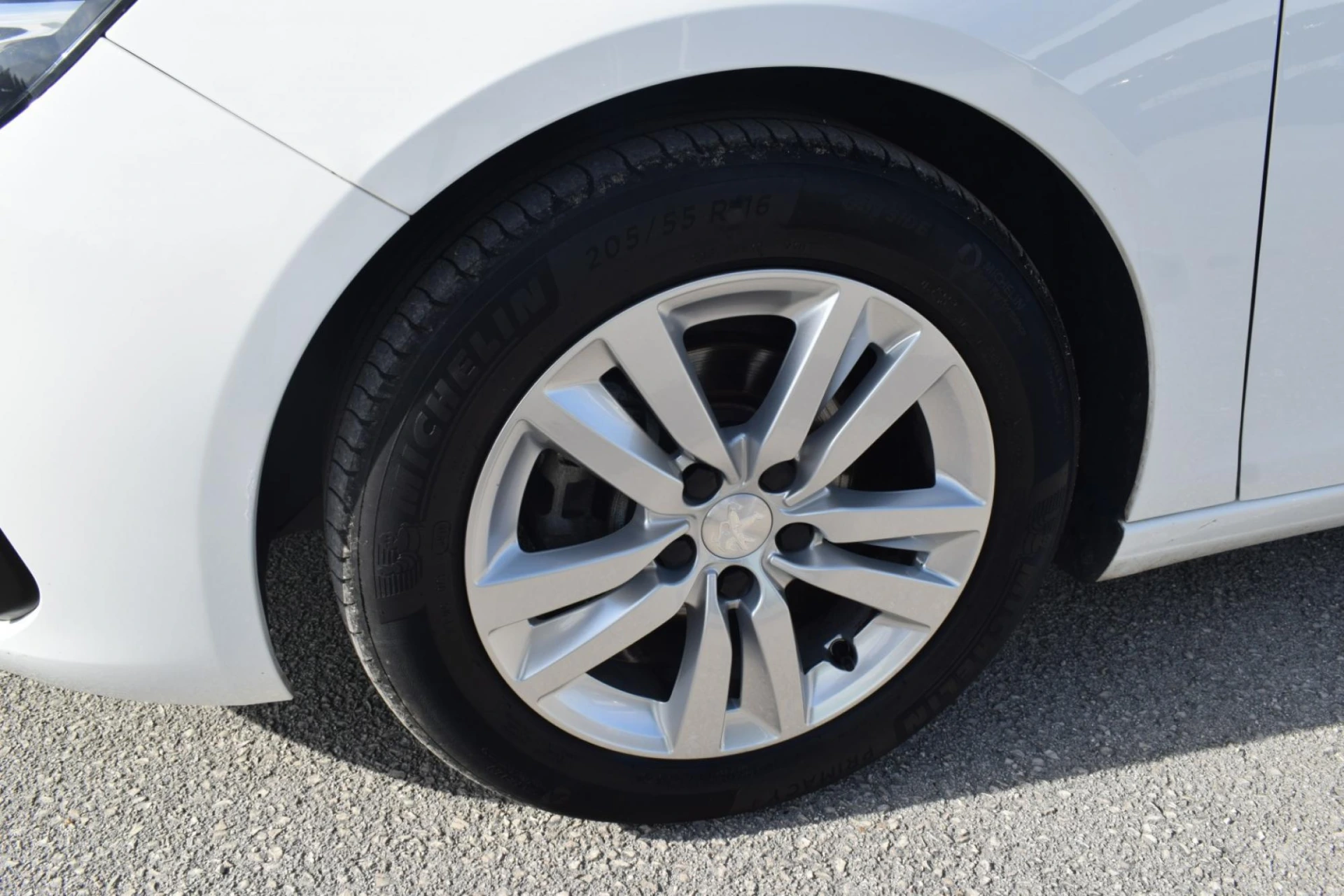 Peugeot 308 1.5 BlueHDi Business Line 15