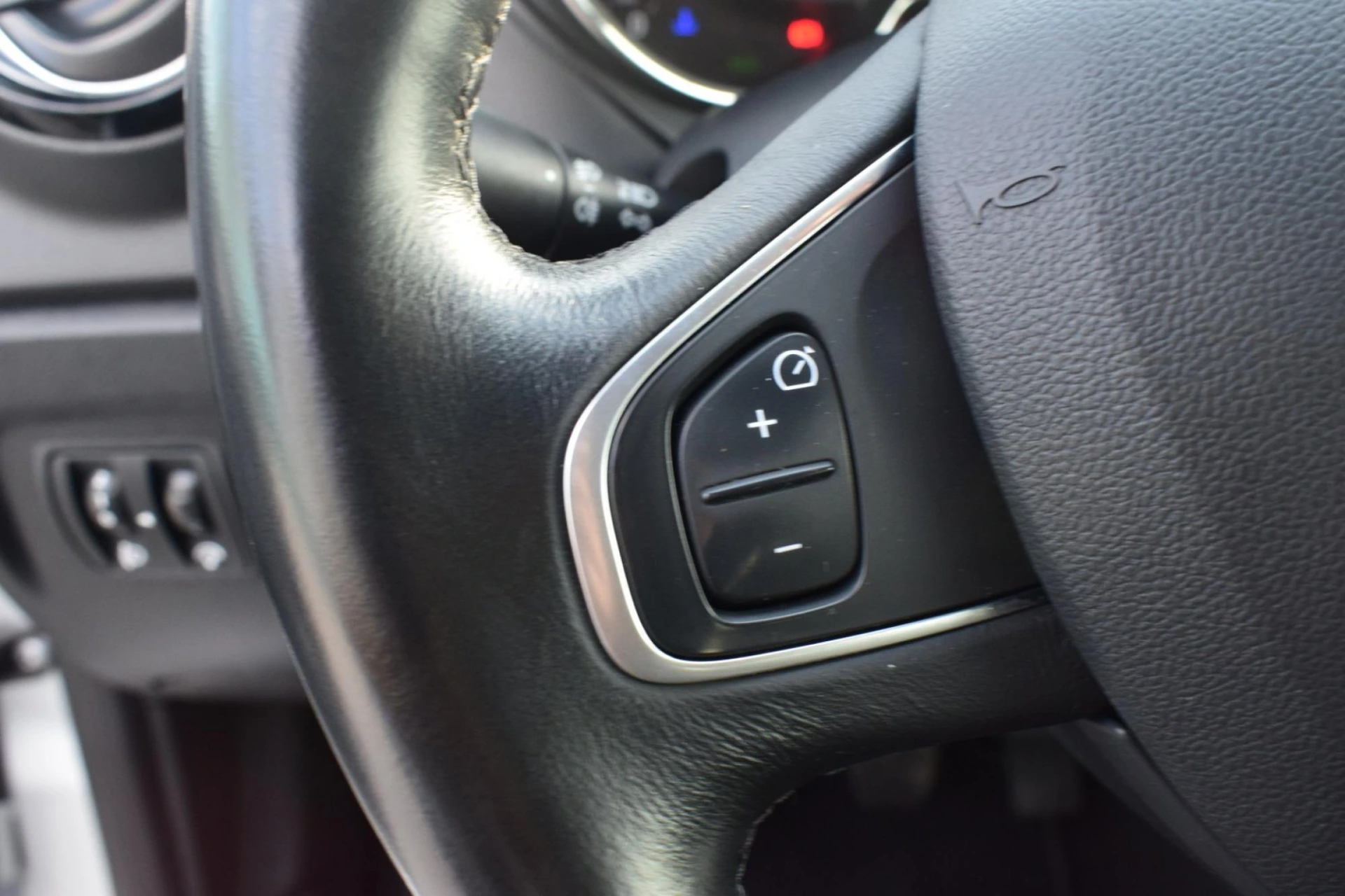 Renault Captur 1.5 dCi Exclusive 16