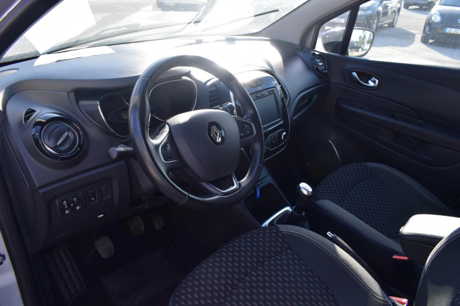 Renault Captur 1.5 dCi Exclusive 36