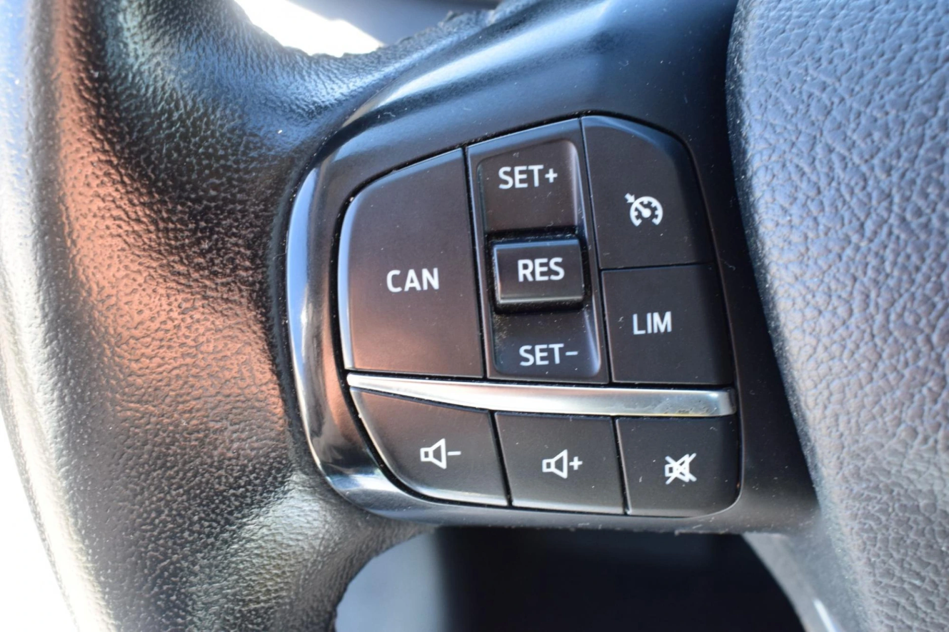 Ford Transit 330 L3 2.0 TDCi H2 Trend 26