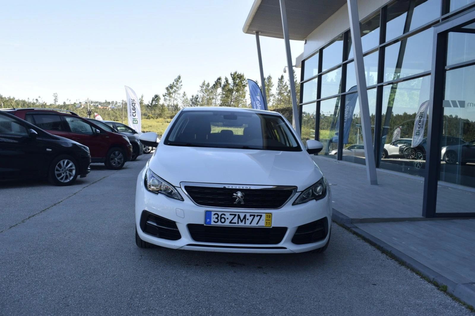 Peugeot 308 1.5 BlueHDi Business Line 2