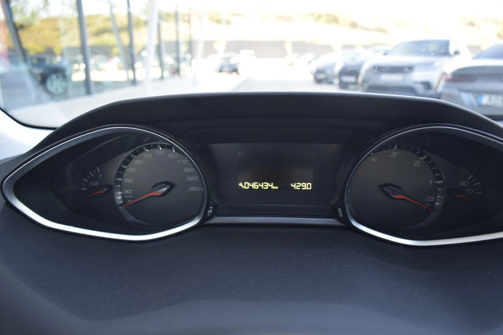 Peugeot 308 1.5 BlueHDi Business Line 9