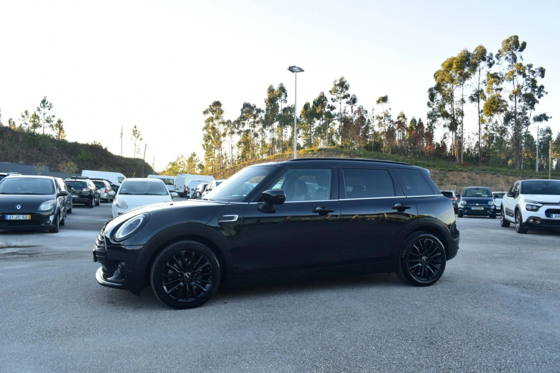 MINI Clubman Cooper D Premium Final Edition Auto 4
