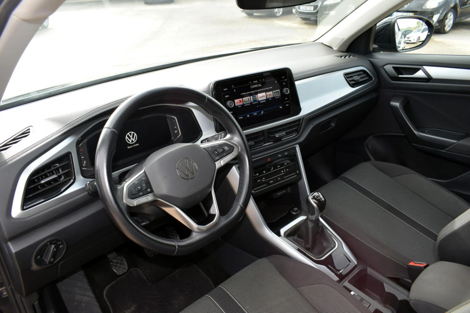 Volkswagen T-Roc 1.0 TSI 23