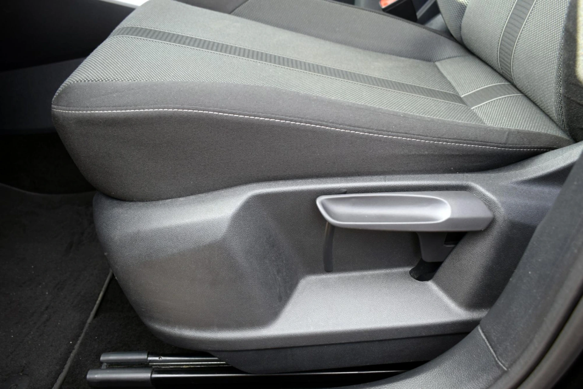 Volkswagen T-Roc 1.0 TSI 40
