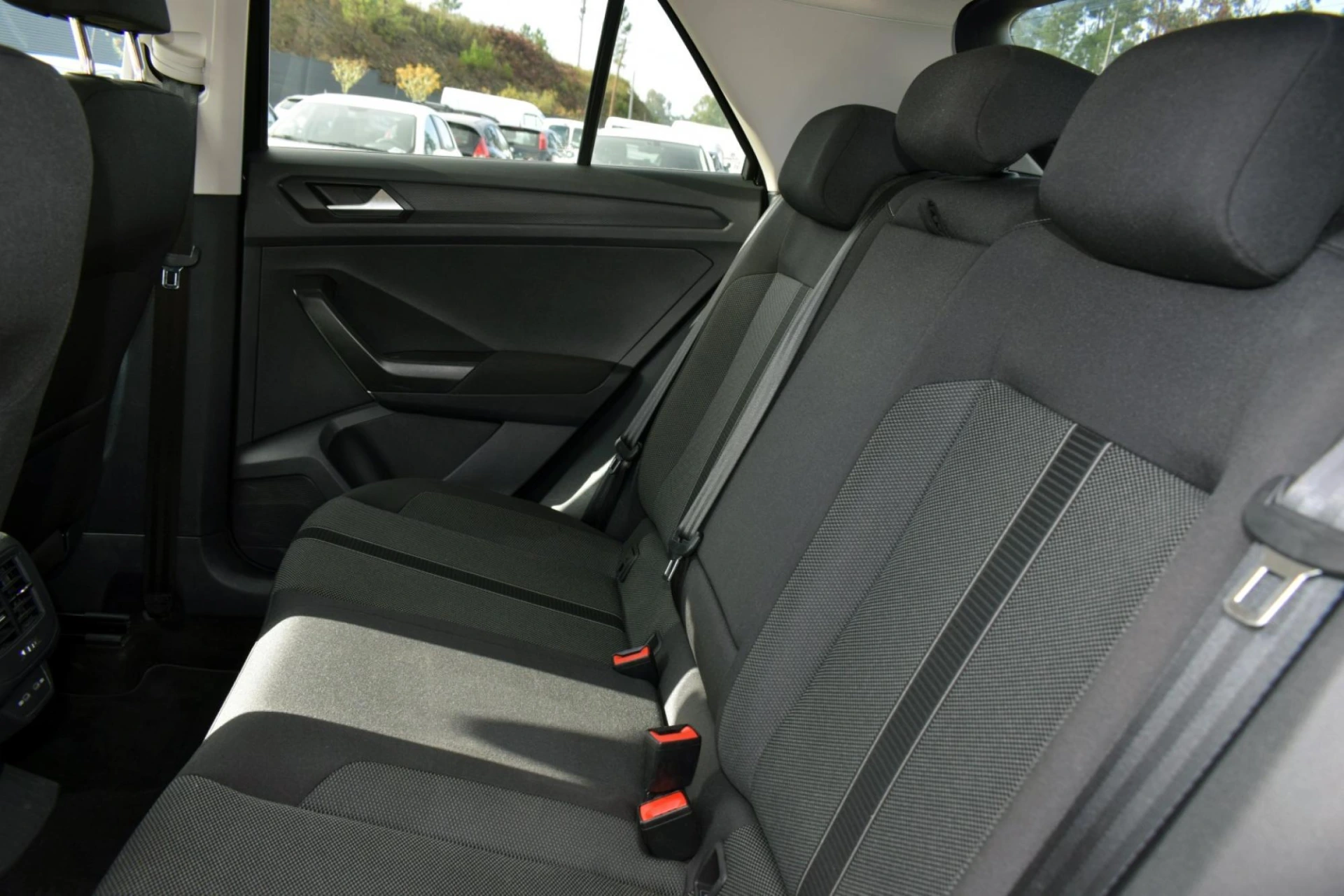 Volkswagen T-Roc 1.0 TSI 41