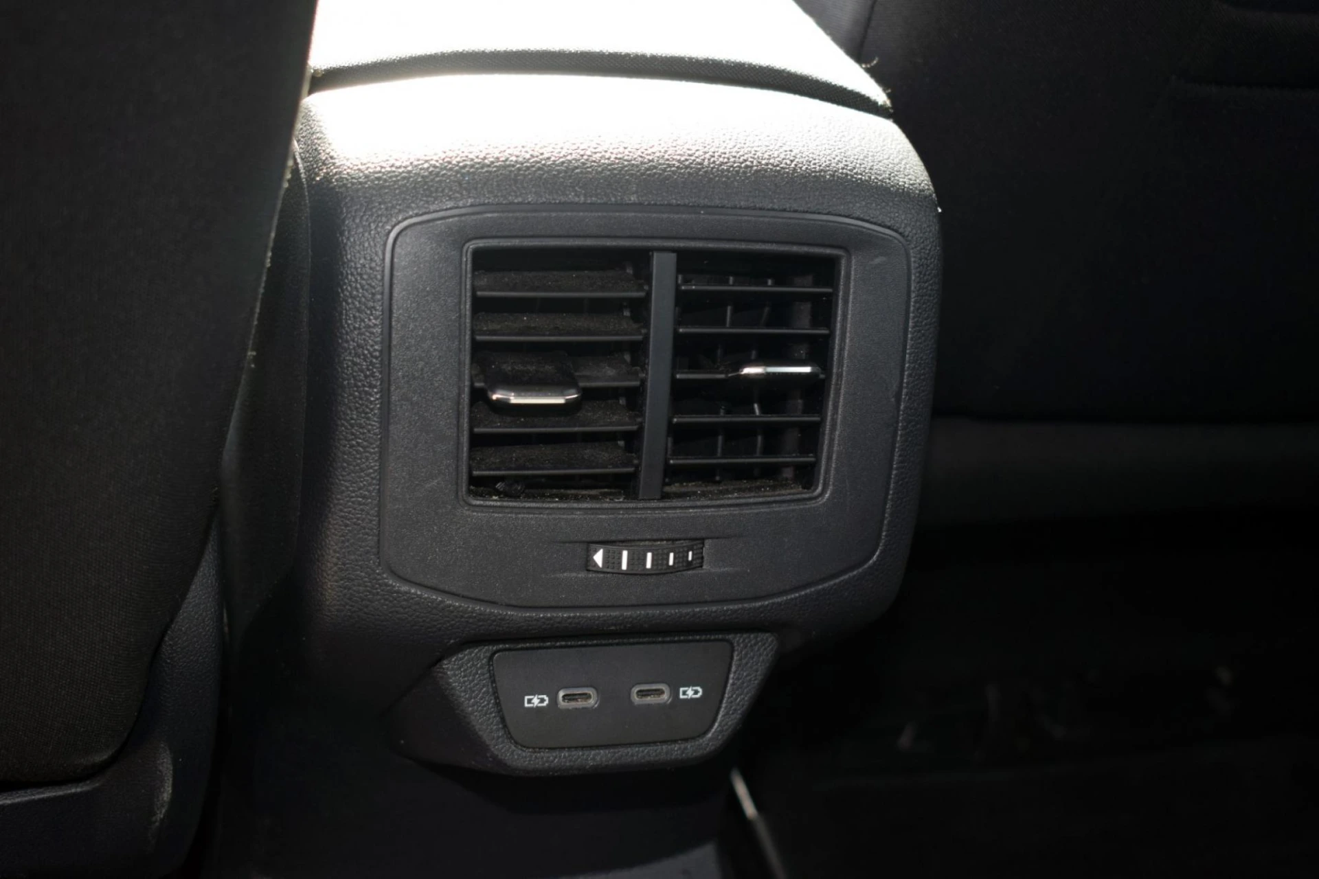 Volkswagen T-Roc 1.0 TSI 43