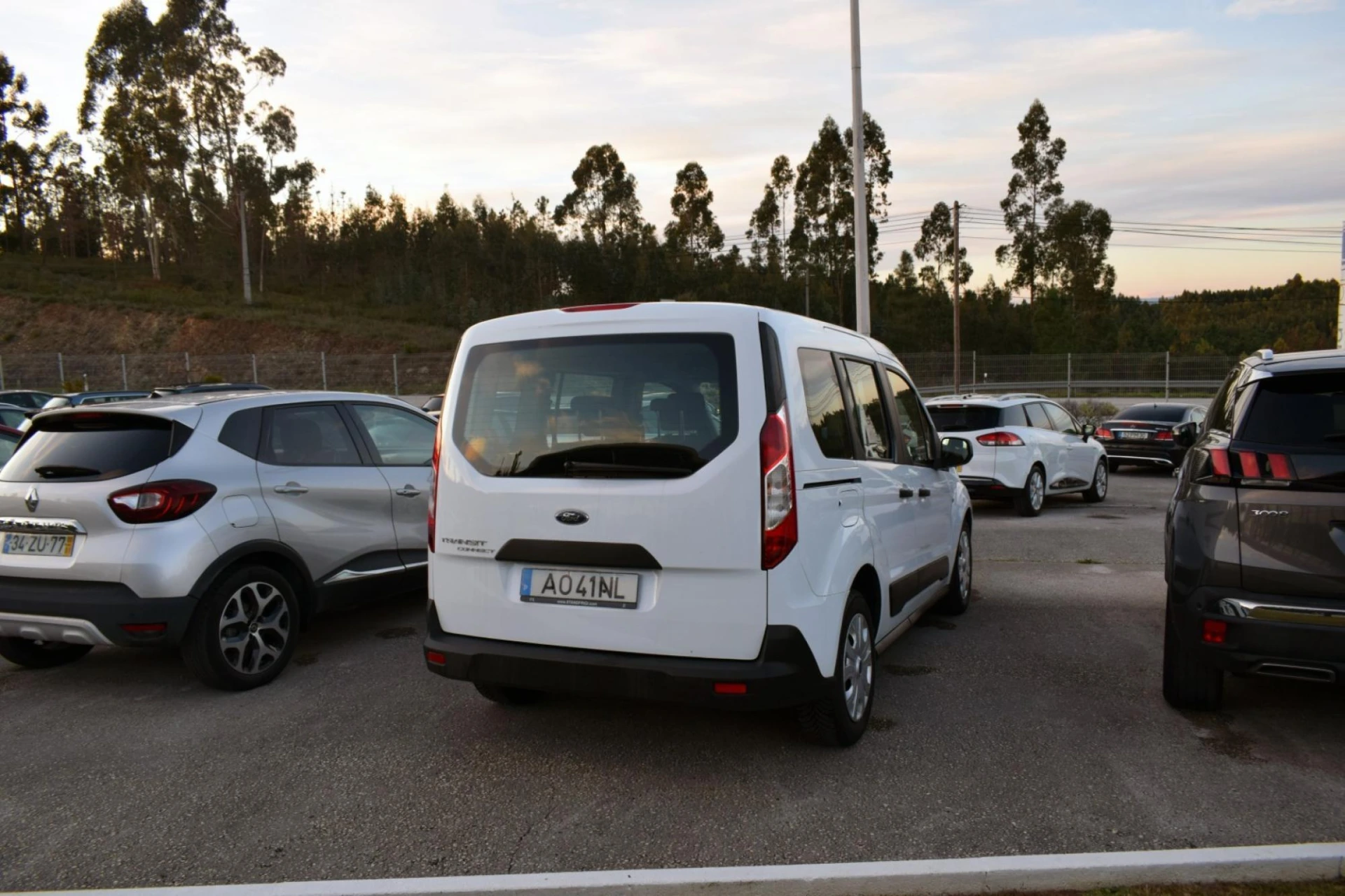 Ford Transit Connect 1.5 TDCi 220 L1 Trend 6