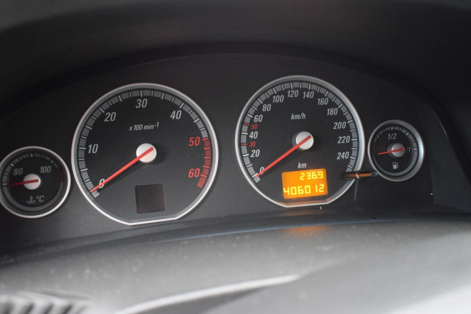 Opel Vectra 1.9 CDTI GTS 17