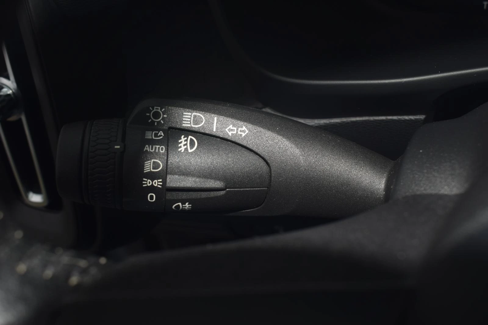 Volvo XC 40 2.0 D3 Momentum 24