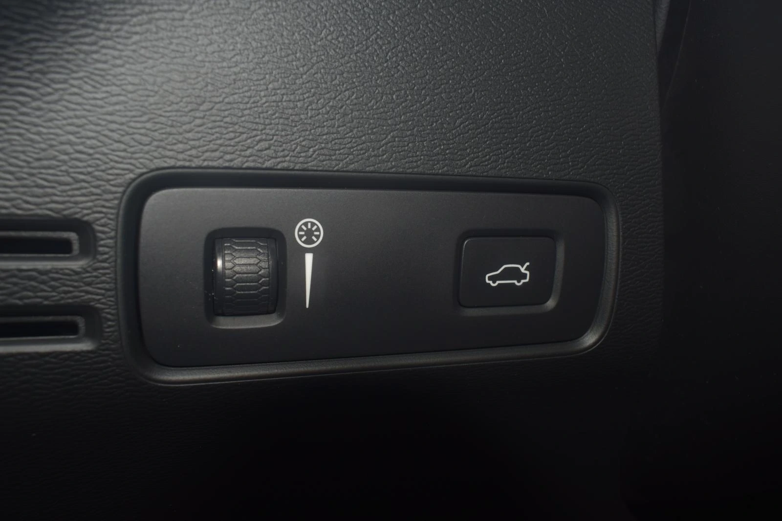 Volvo XC 40 2.0 D3 Momentum 26