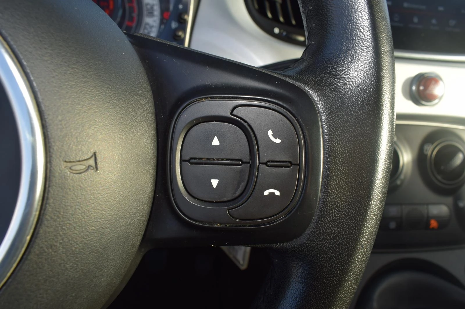Fiat 500 1.0 Hybrid Connect 26