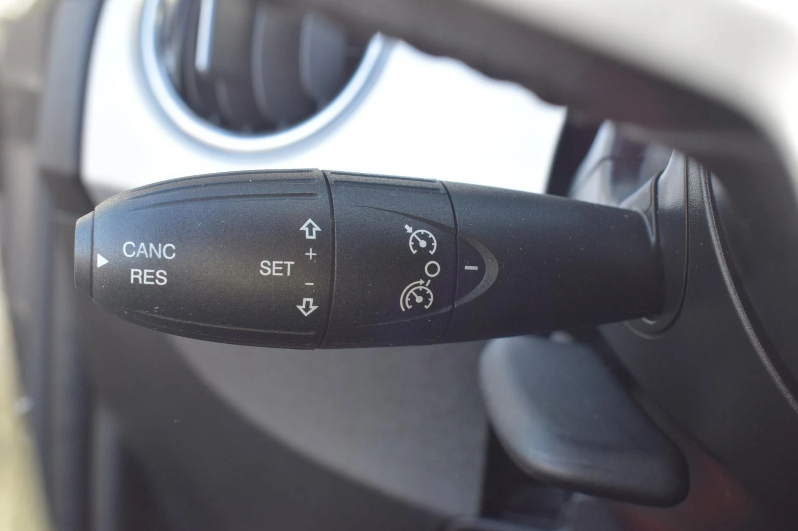 Fiat 500 1.0 Hybrid Connect 28