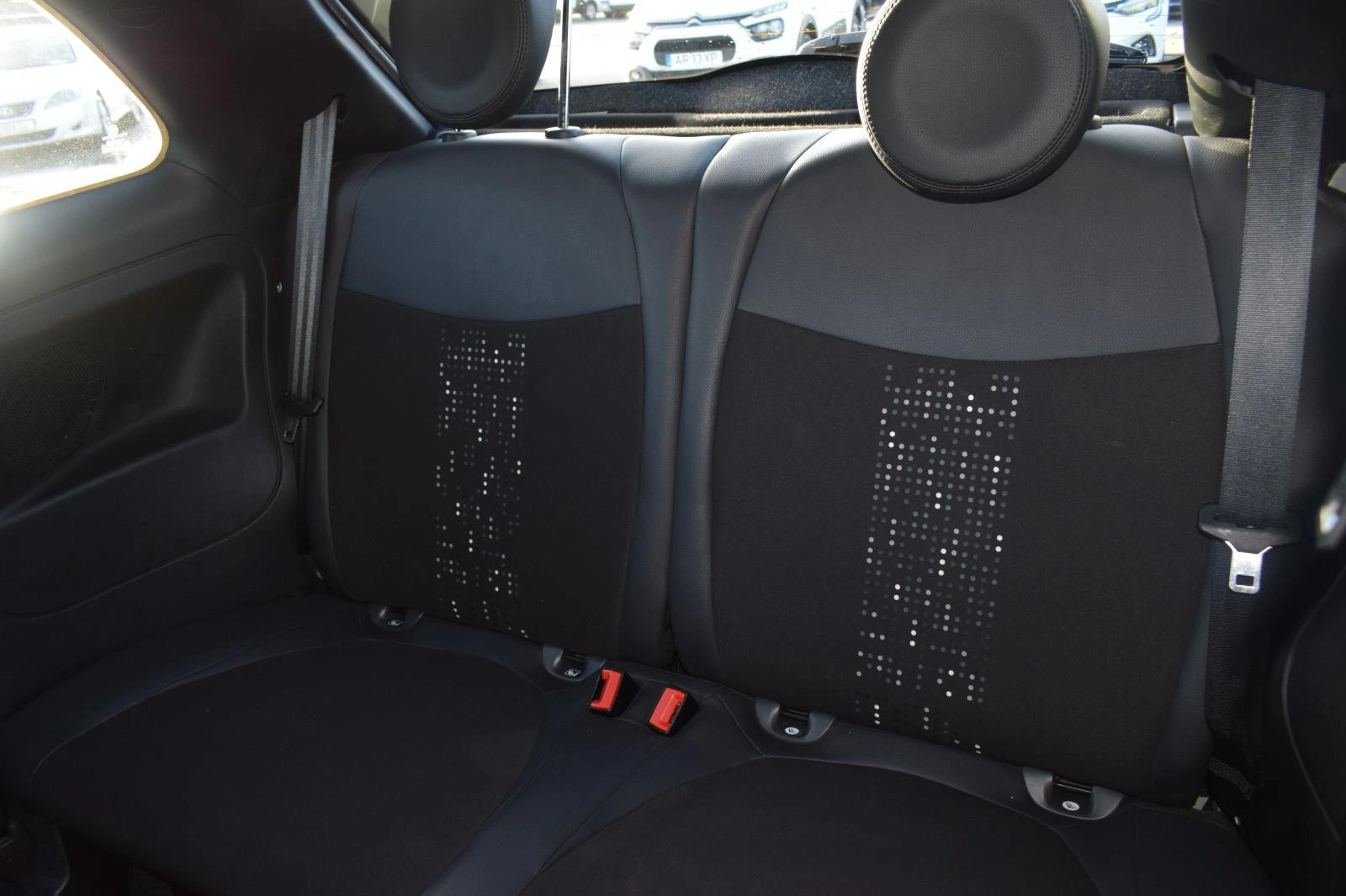 Fiat 500 1.0 Hybrid Connect 39