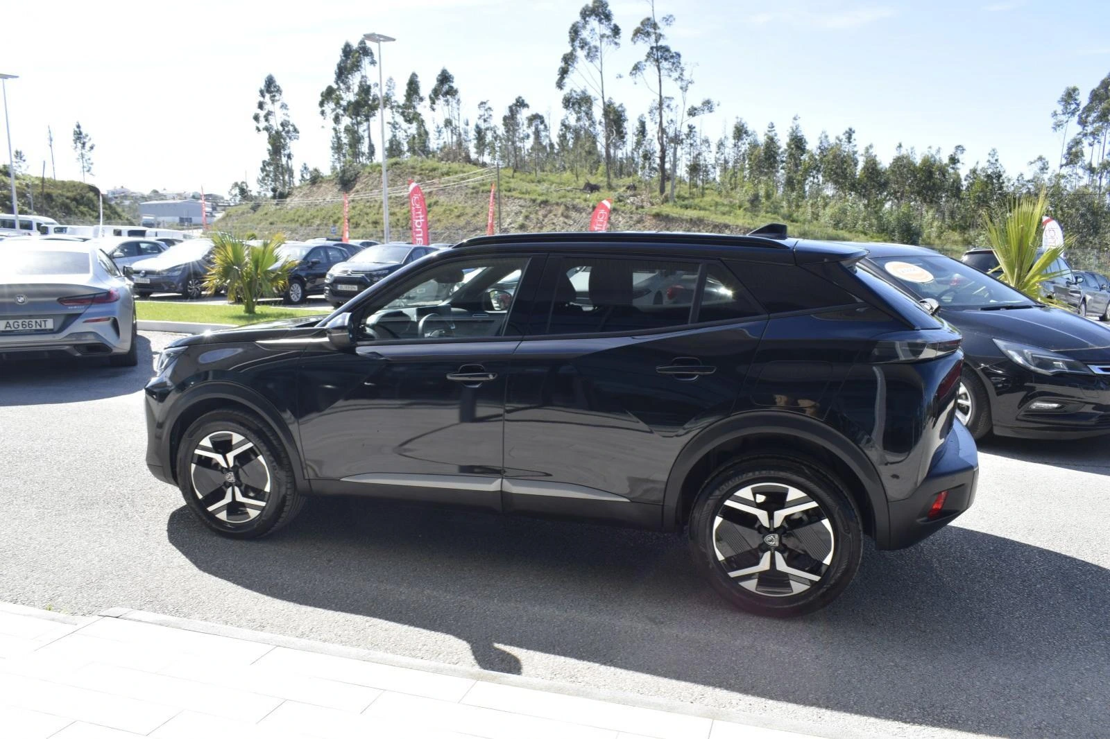 Peugeot 2008 1.2 PureTech Allure Pack 4