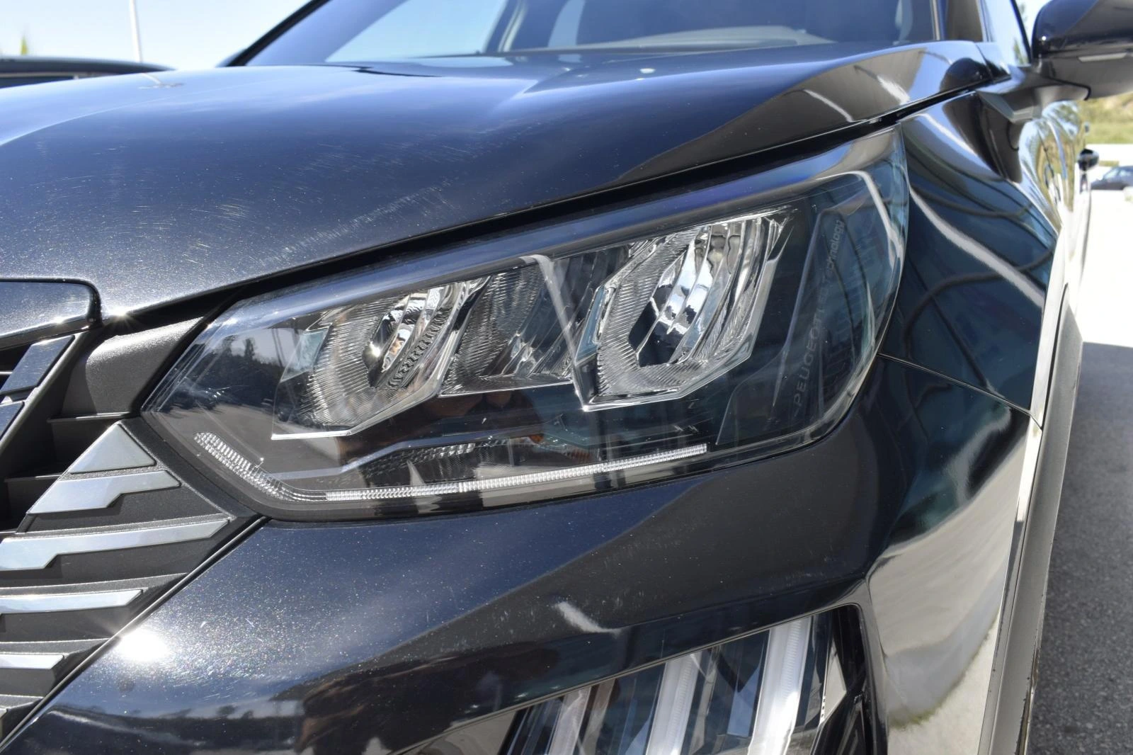 Peugeot 2008 1.2 PureTech Allure Pack 9