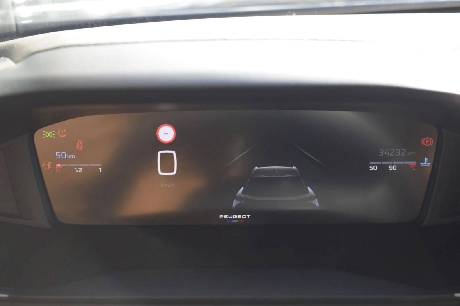 Peugeot 2008 1.2 PureTech Allure Pack 20