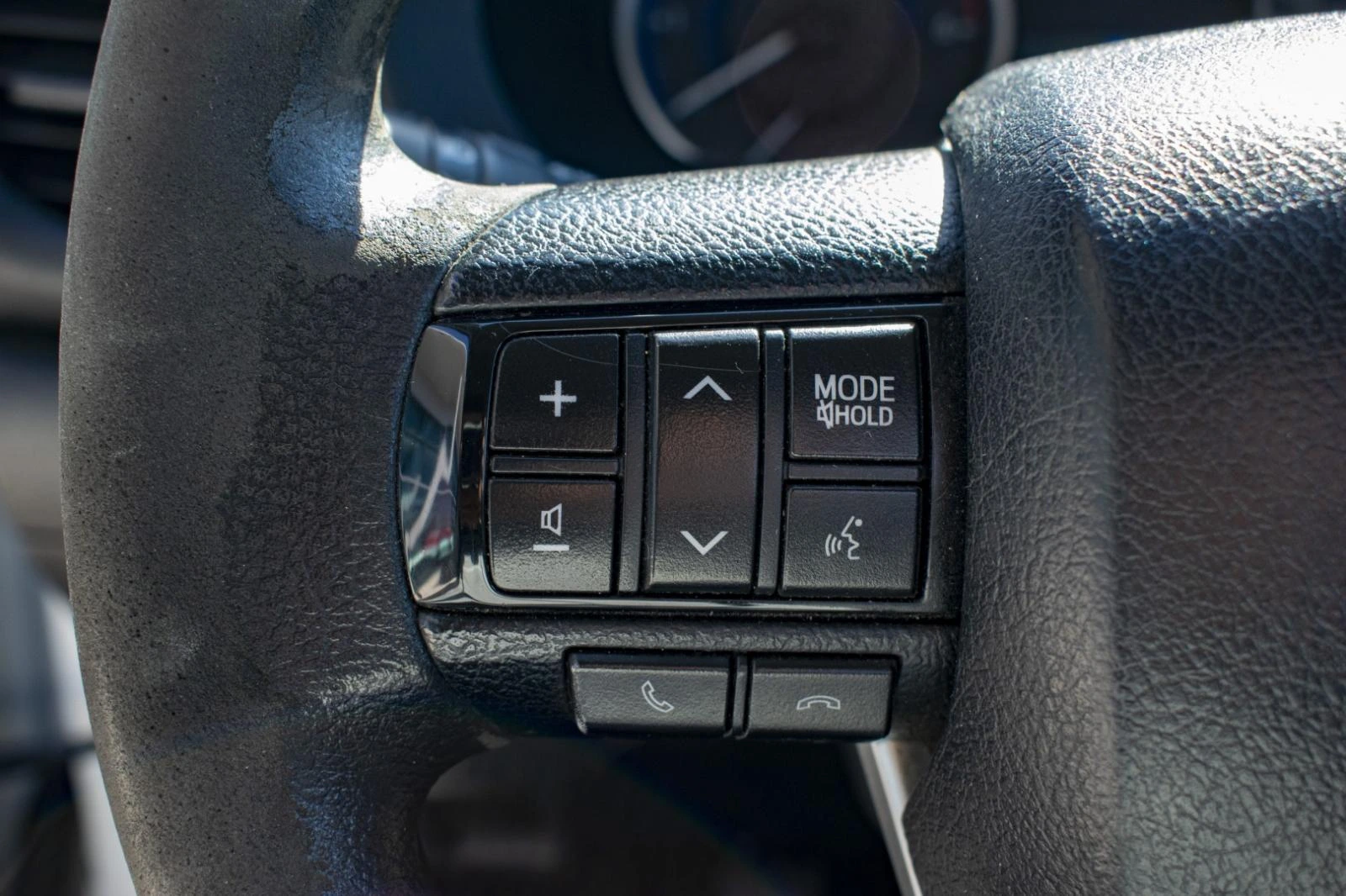 Toyota Hilux 2.4 D-4D 4X2 16