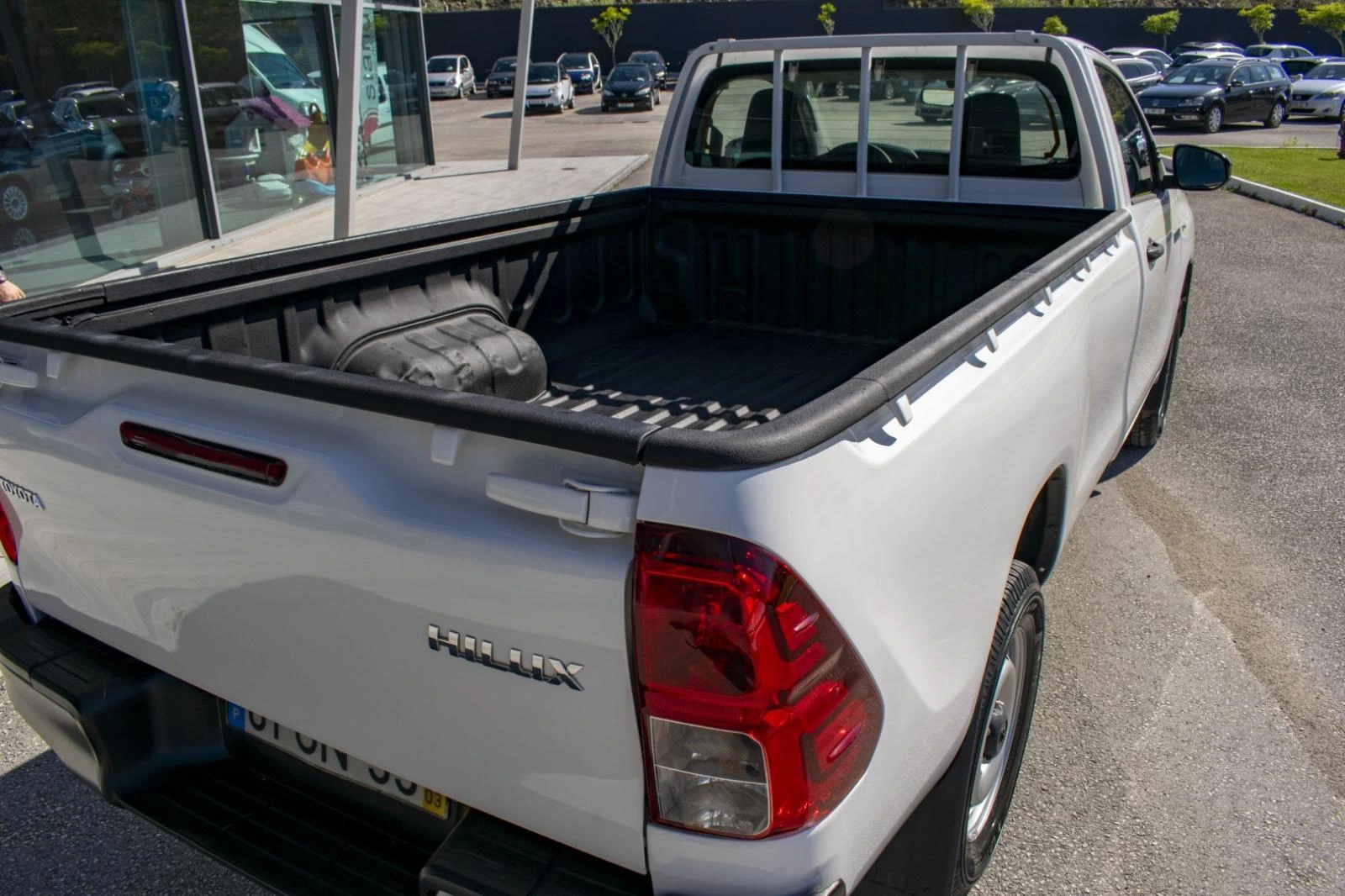 Toyota Hilux 2.4 D-4D 4X2 32