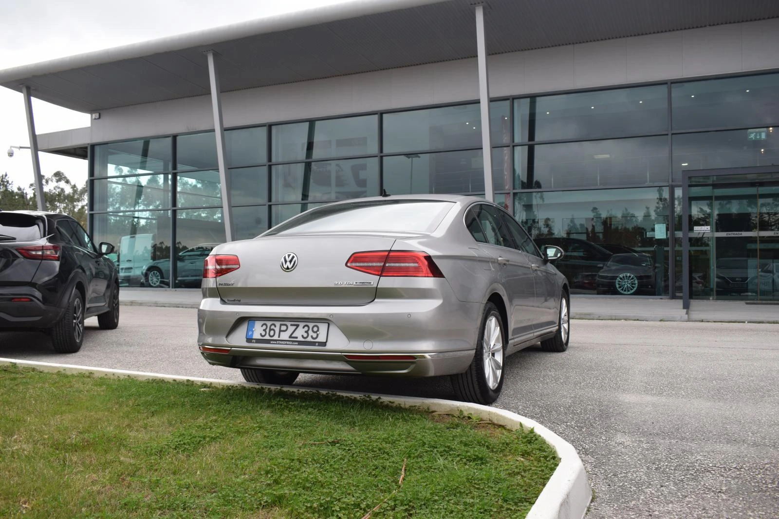 Volkswagen Passat 2.0 TDI Highline 6