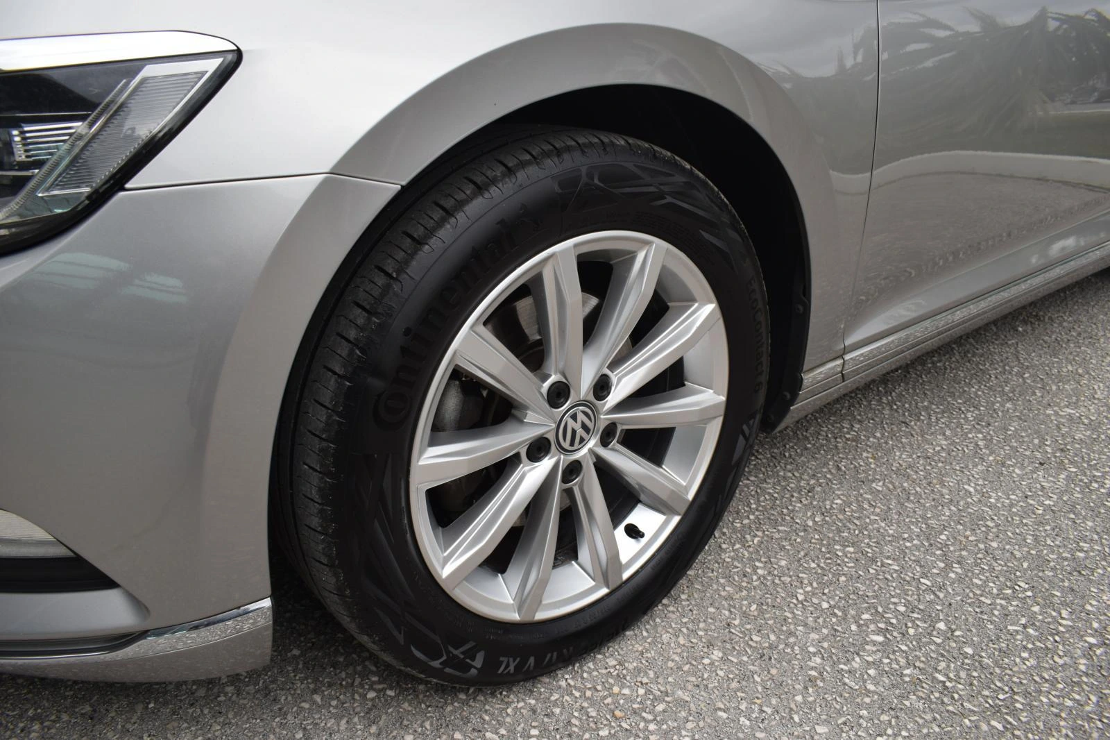 Volkswagen Passat 2.0 TDI Highline 10