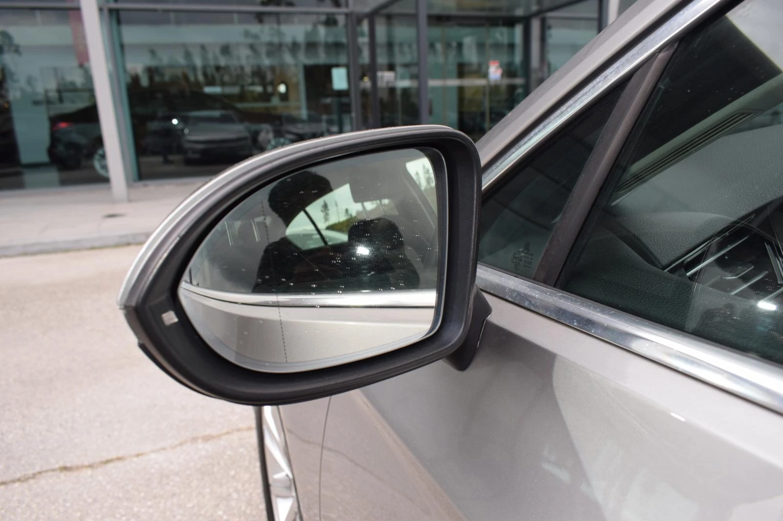 Volkswagen Passat 2.0 TDI Highline 12