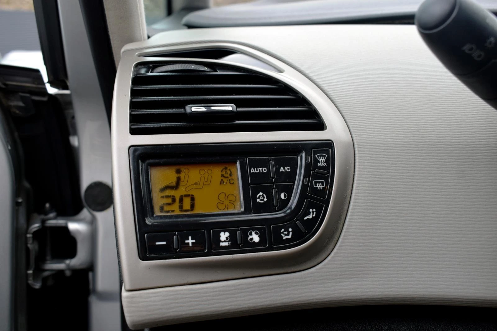 Citroen C4 Grand Picasso 1.6 HDi 13