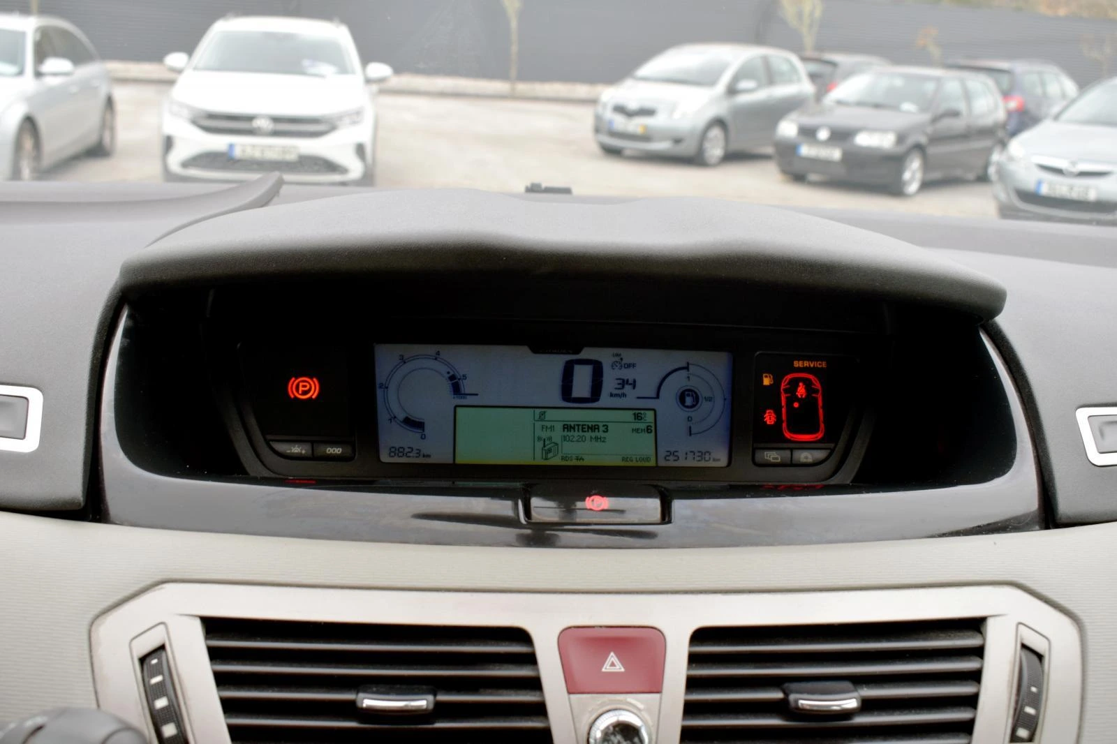 Citroen C4 Grand Picasso 1.6 HDi 17