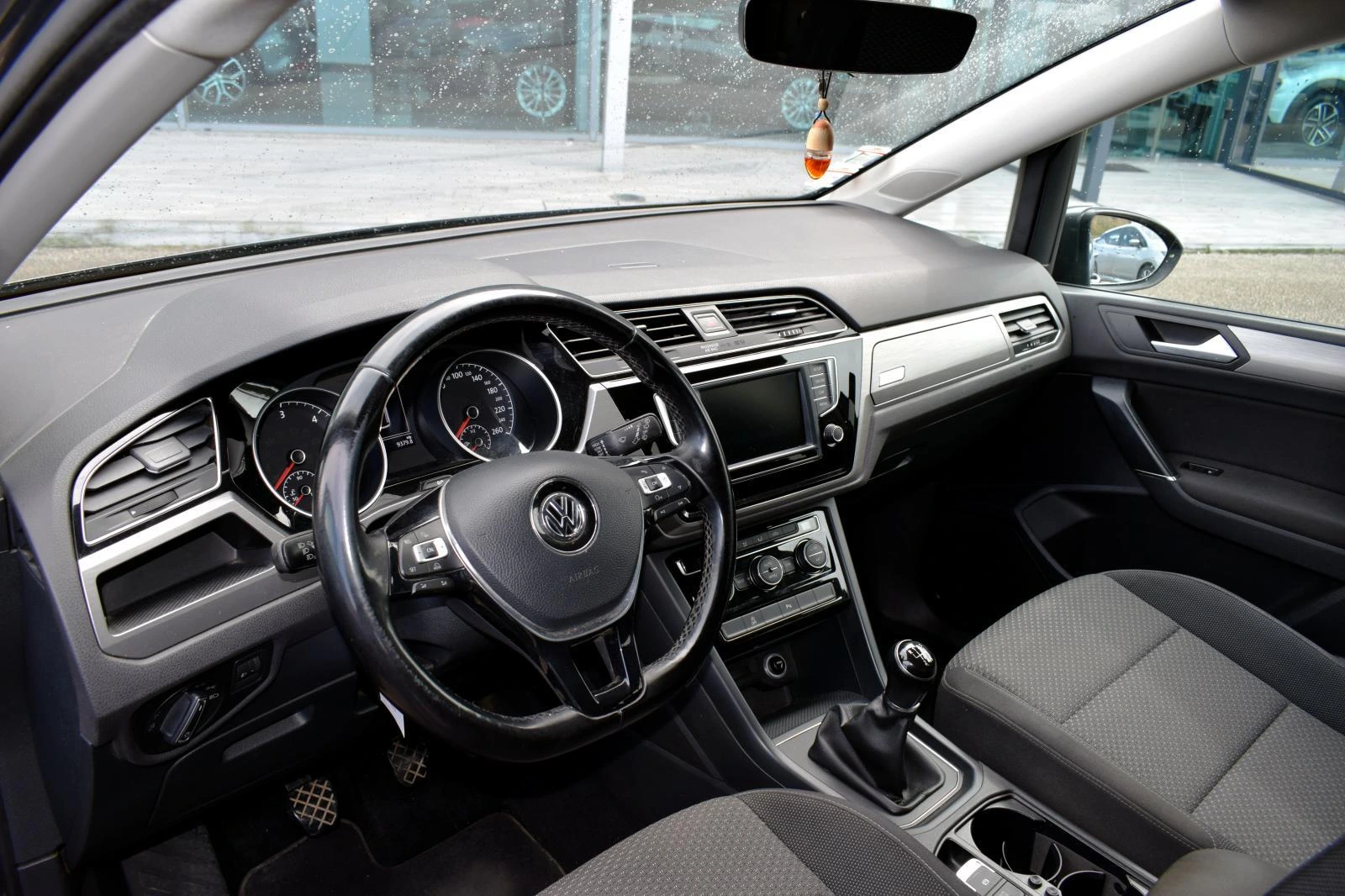 Volkswagen Touran 1.6 TDI Confortline 20