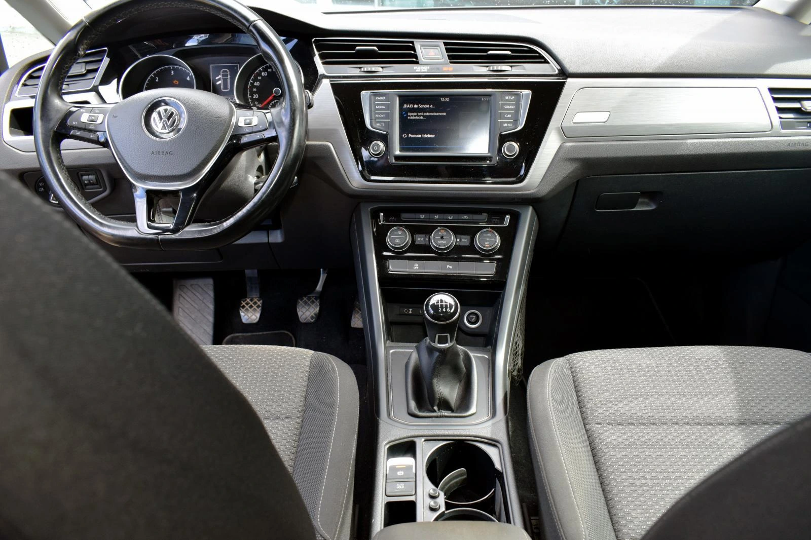 Volkswagen Touran 1.6 TDI Confortline 29