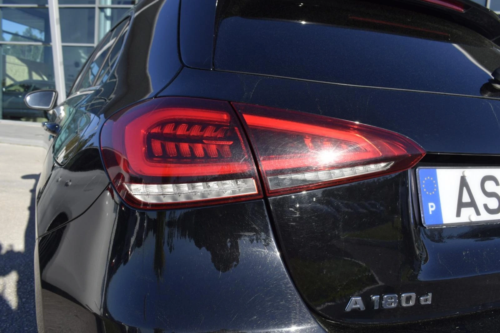 Mercedes-Benz A 180 d AMG Line 2.0 14