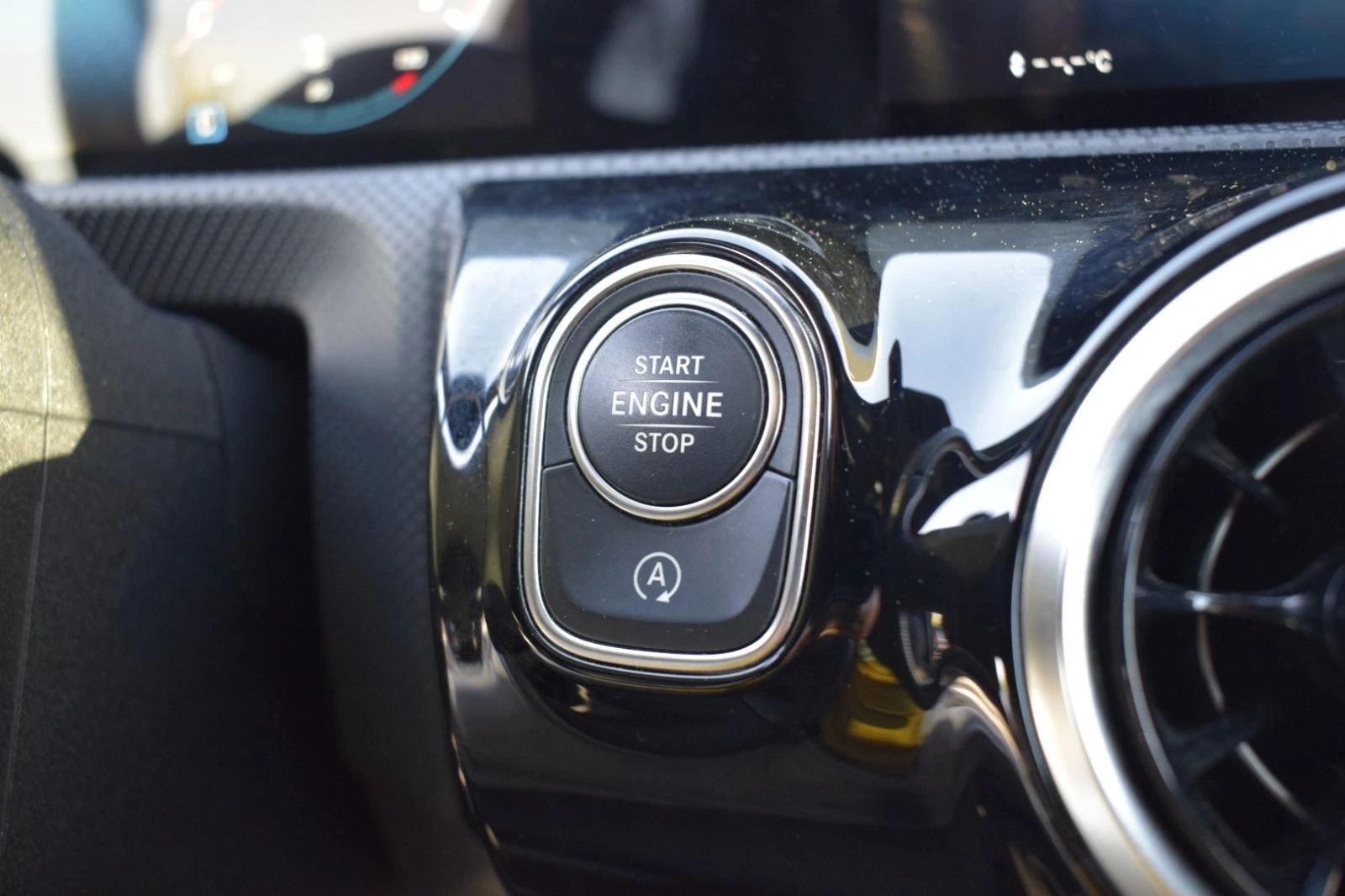 Mercedes-Benz A 180 d AMG Line 2.0 28