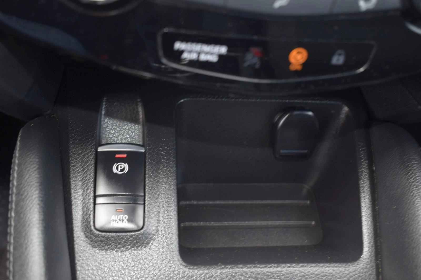 Nissan Qashqai 1.5 dCi N-Connecta 28