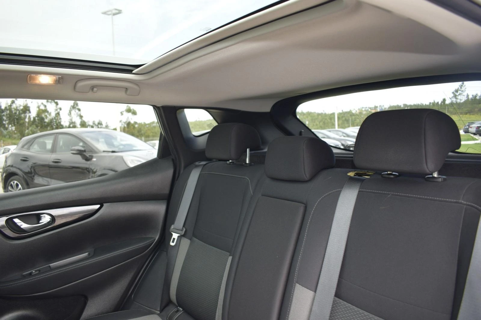 Nissan Qashqai 1.5 dCi N-Connecta 32