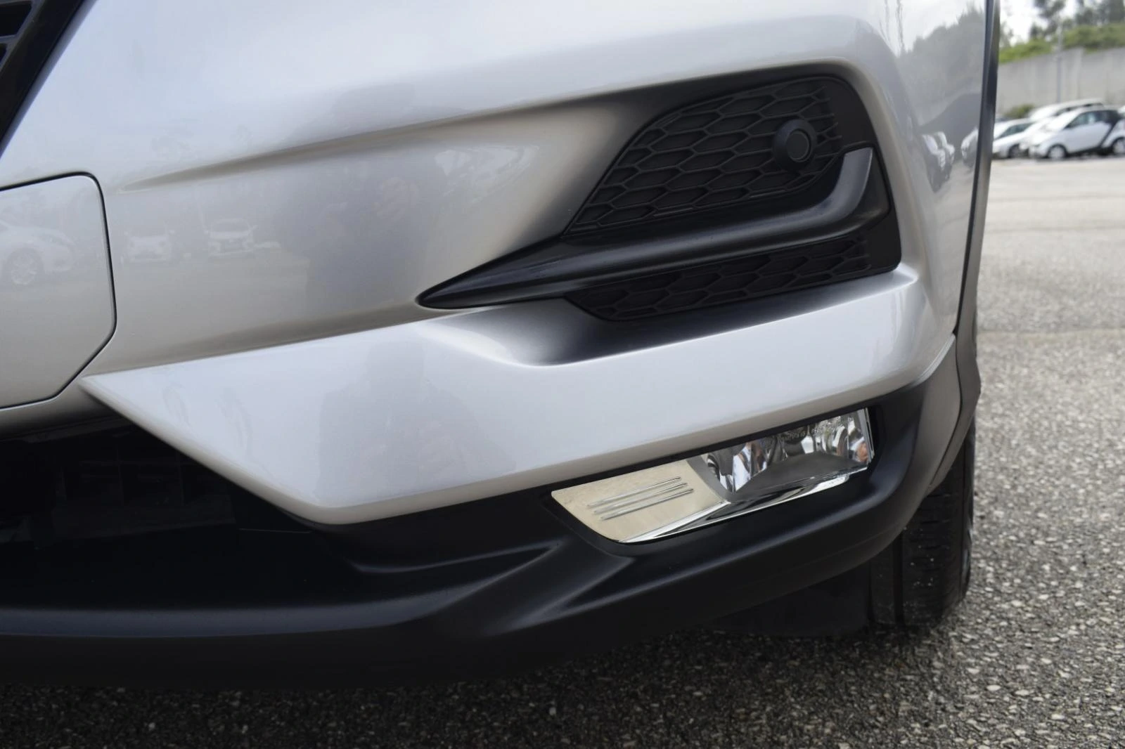 Nissan Qashqai 1.5 dCi N-Connecta Business 10