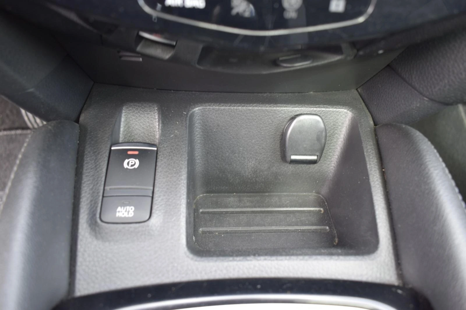 Nissan Qashqai 1.5 dCi N-Connecta Business 34