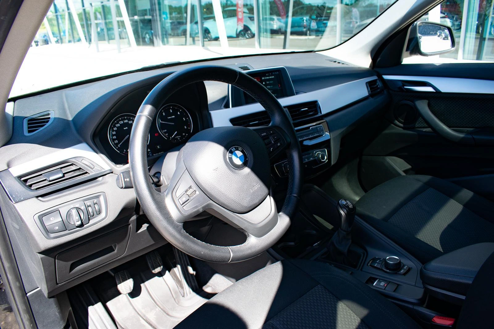 BMW X1 16 d sDrive 19