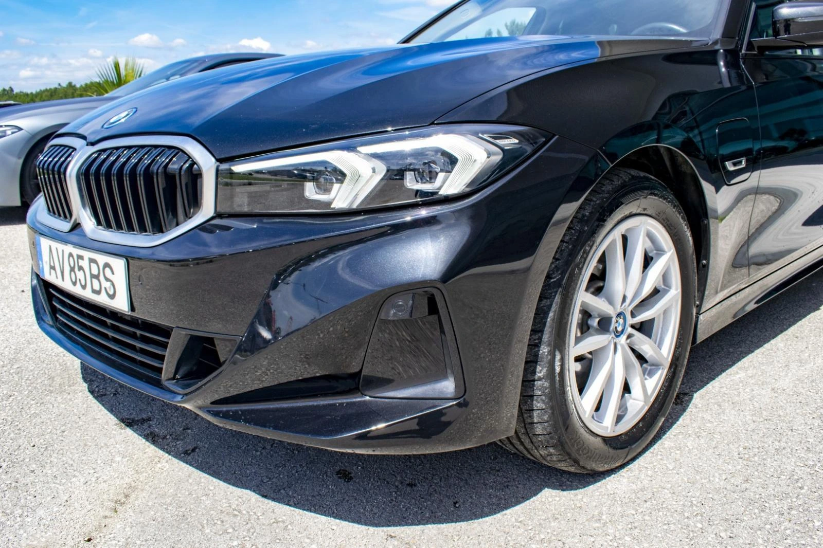 BMW 320 e Touring Auto 9
