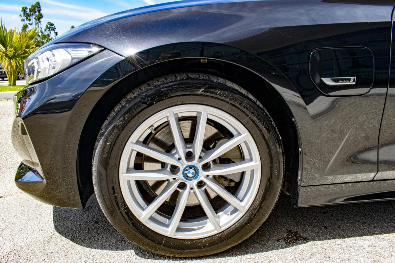 BMW 320 e Touring Auto 11