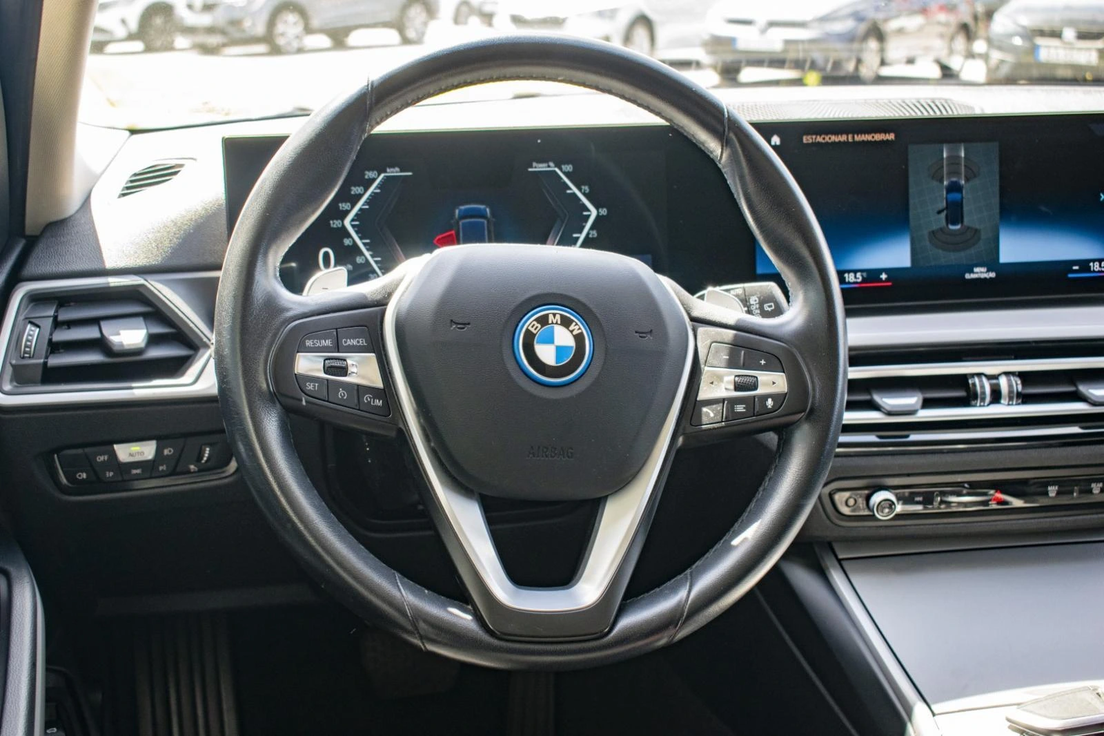 BMW 320 e Touring Auto 25