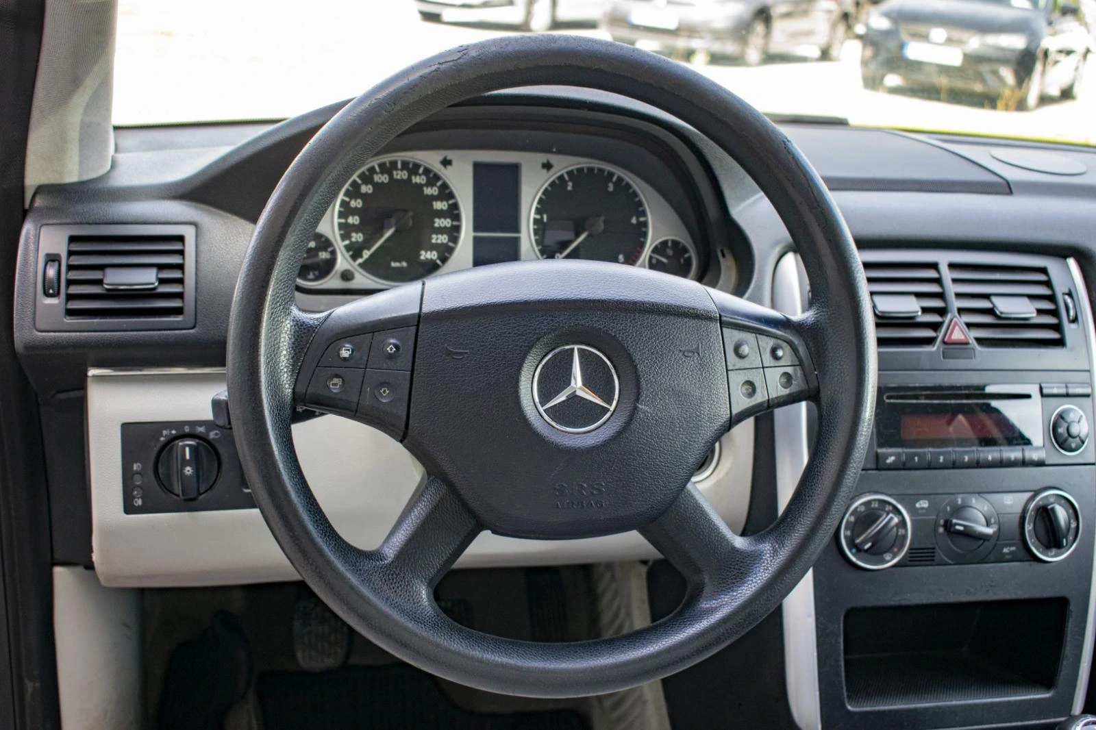 Mercedes-Benz B 180 CDi 19