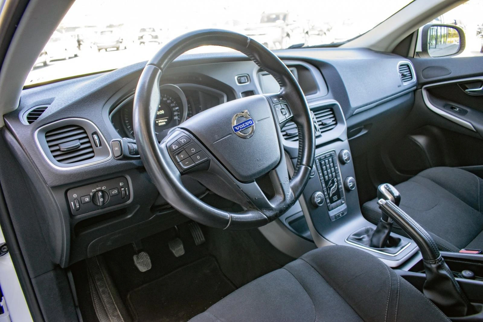 Volvo V40 1.6 D2 Kinetic 18