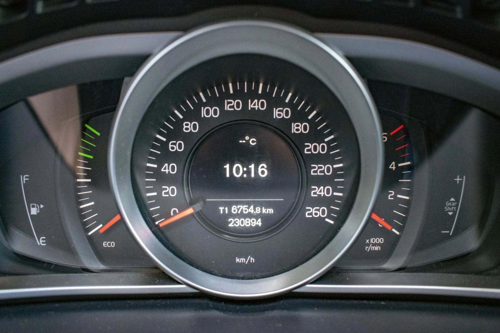 Volvo V40 1.6 D2 Kinetic 29