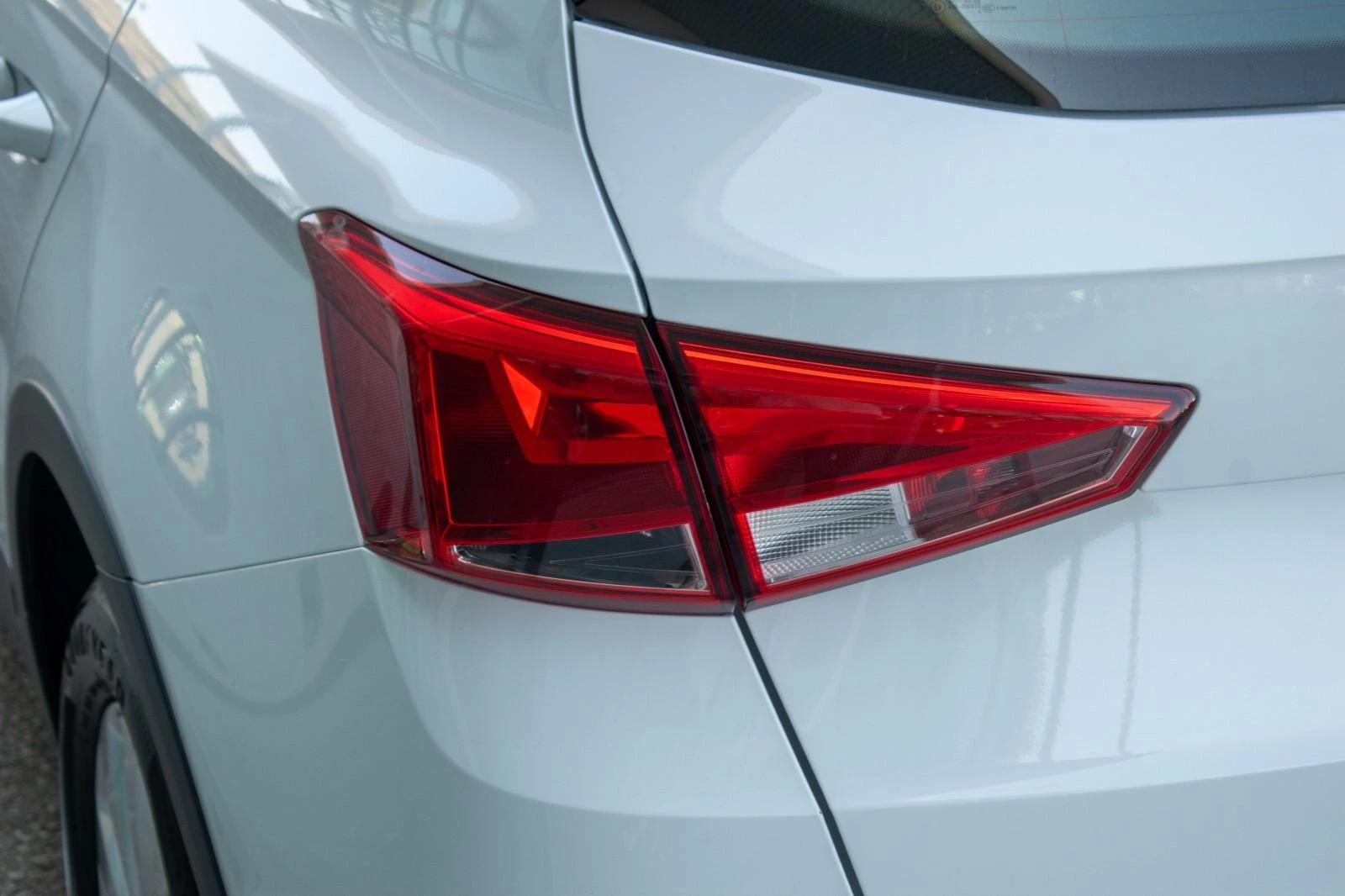 SEAT Arona 1.0 TSI Style DSG Garantia de fábrica 33