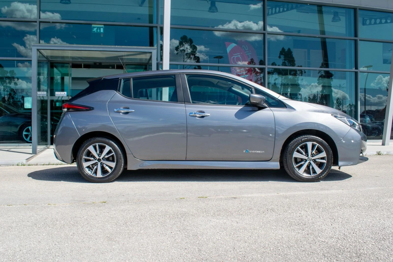 Nissan Leaf Acenta 40KWh 8