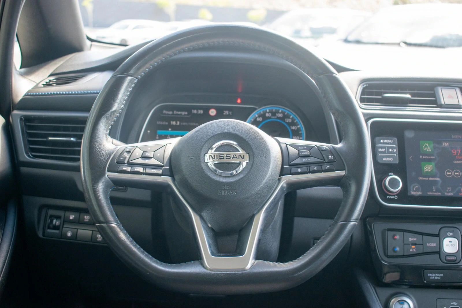 Nissan Leaf Acenta 40KWh 15