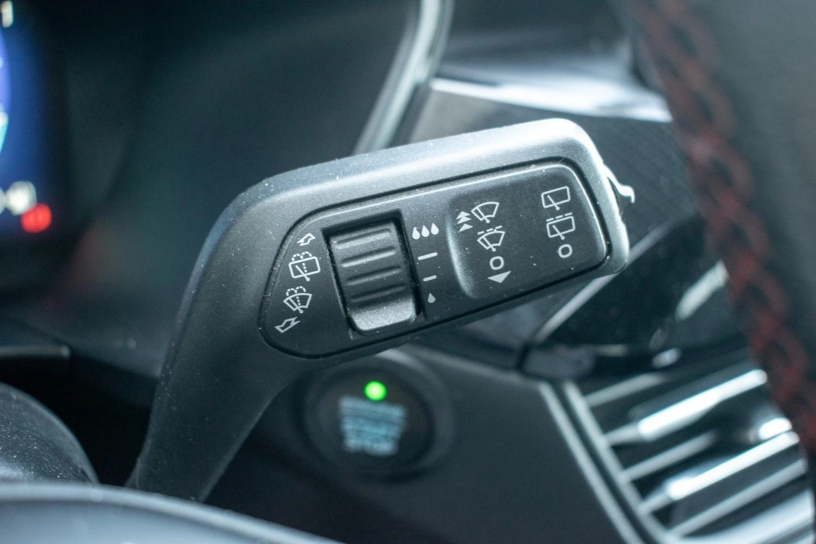 Ford Kuga 1.5 EcoBoost ST-Line 27