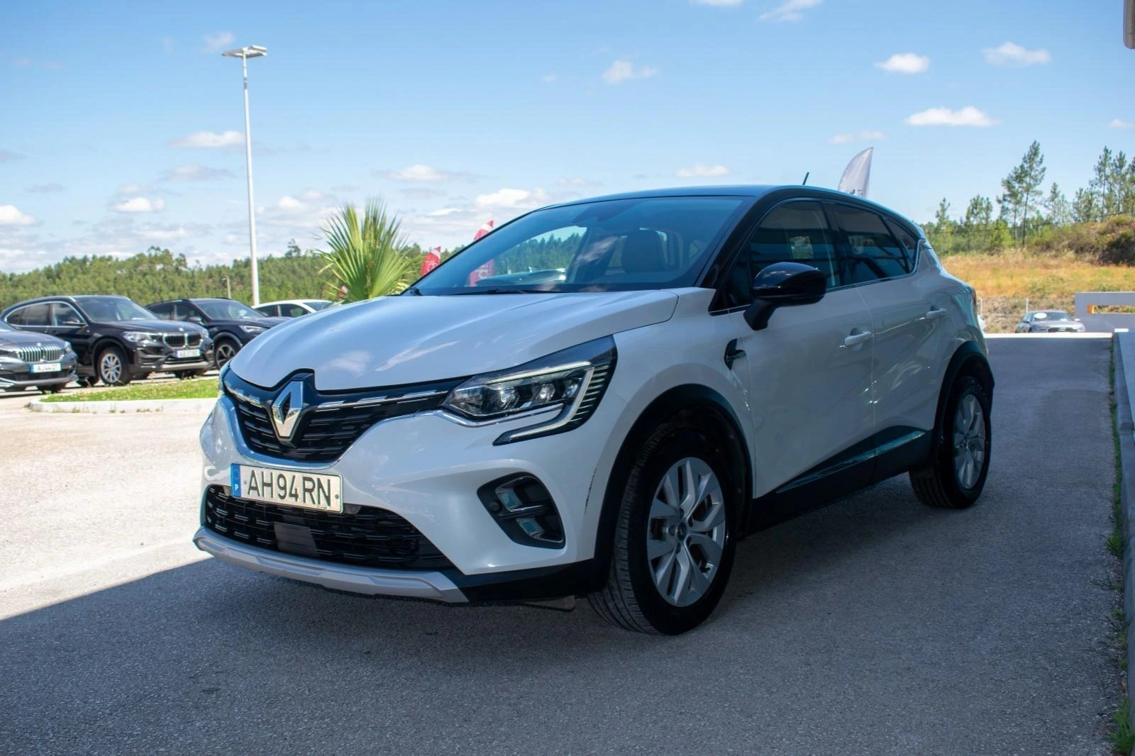 Renault Captur 1.0 TCe Exclusive 3