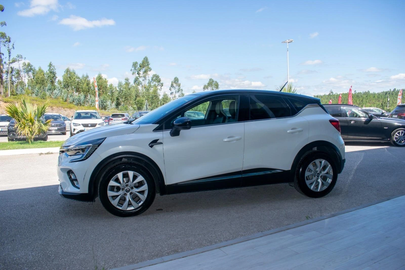 Renault Captur 1.0 TCe Exclusive 4