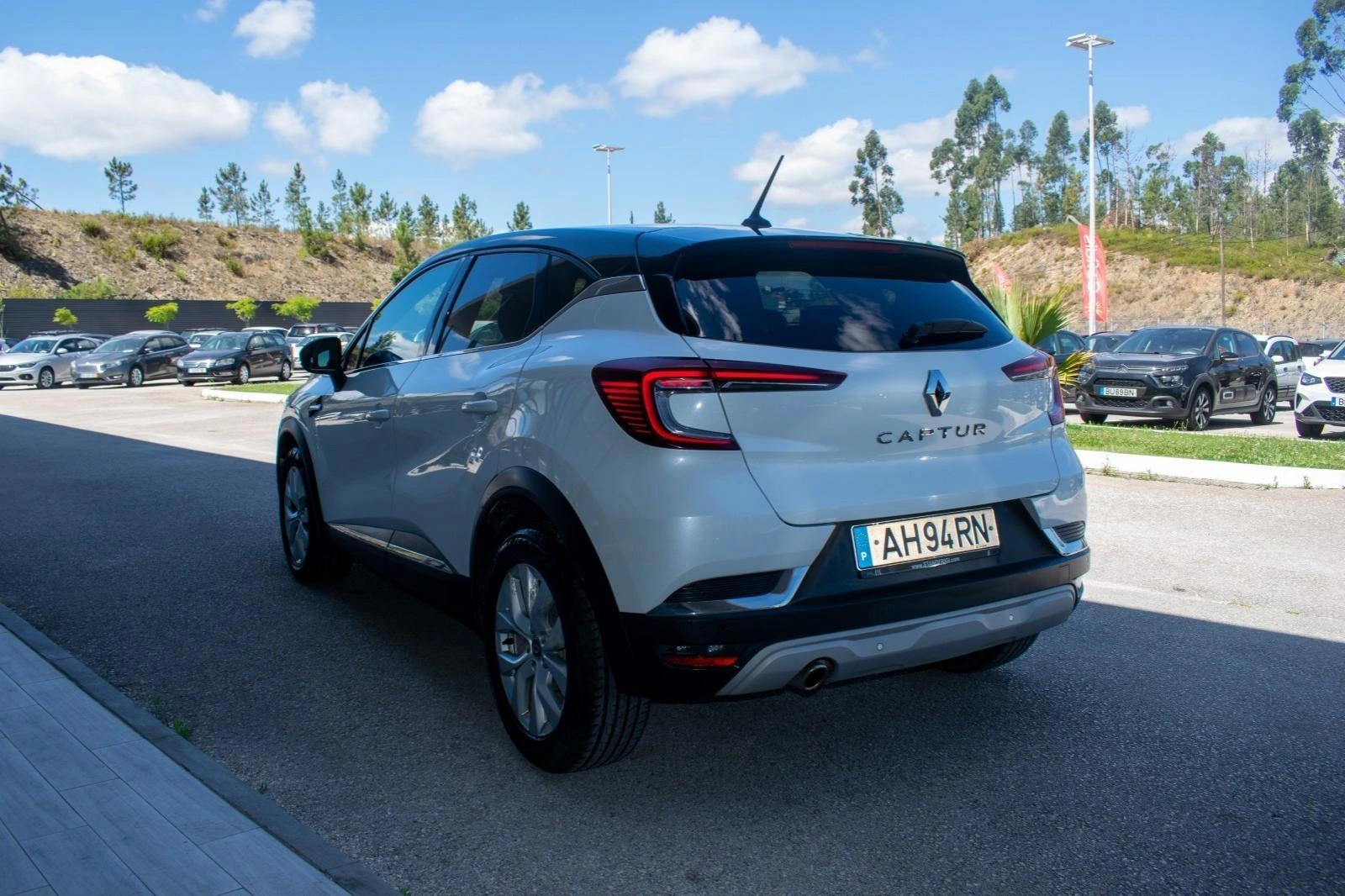 Renault Captur 1.0 TCe Exclusive 5